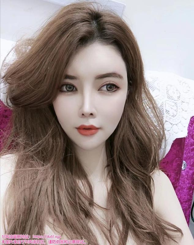 佛山网红脸小姐姐