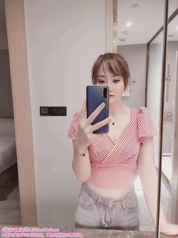 货真价实自聊妹