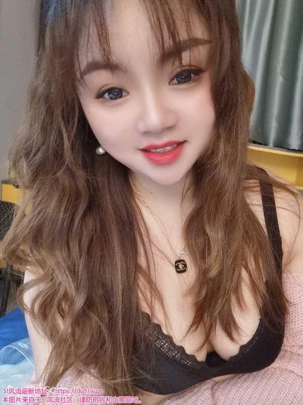 性价比大奶少妇