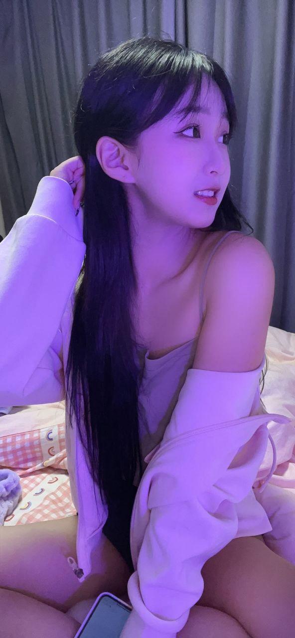 三亚20岁粉嫩逼紧水多妹