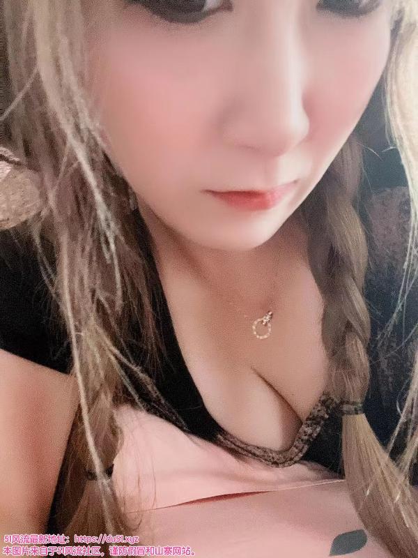 塘沽白虎 格格巫