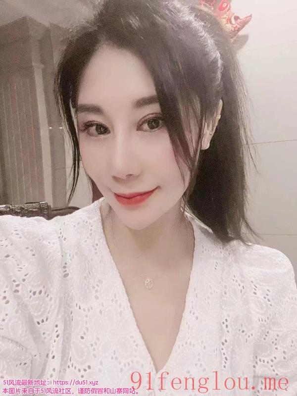 一个有服务特色的妹子