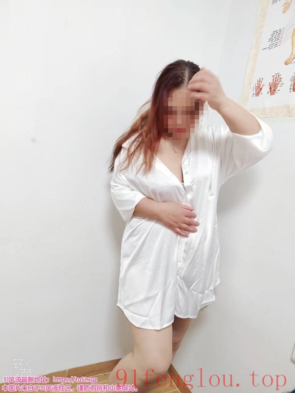深圳熟女三通水床