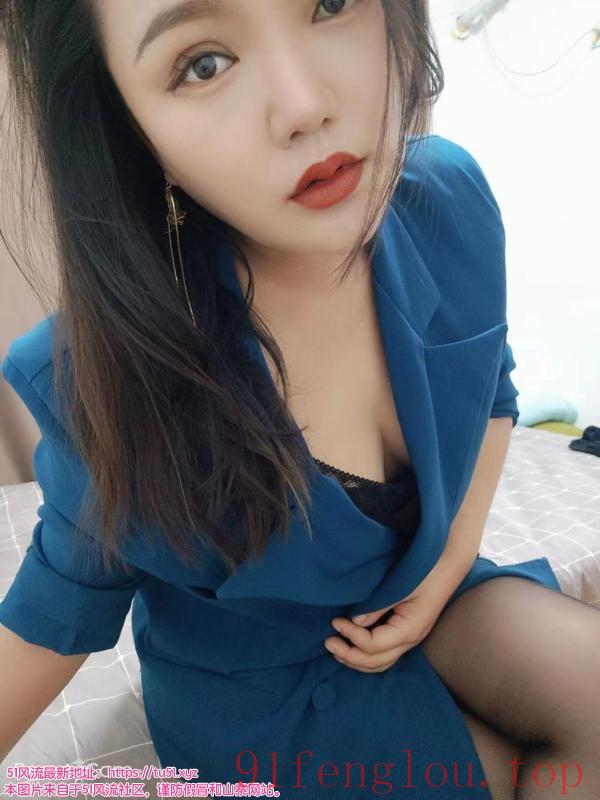 龙抓筋按摩养生少妇