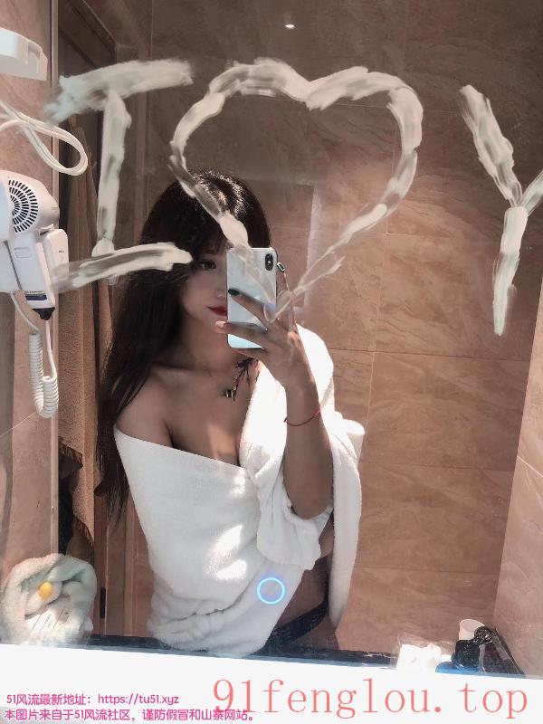 天河细腰大胸嫩妹