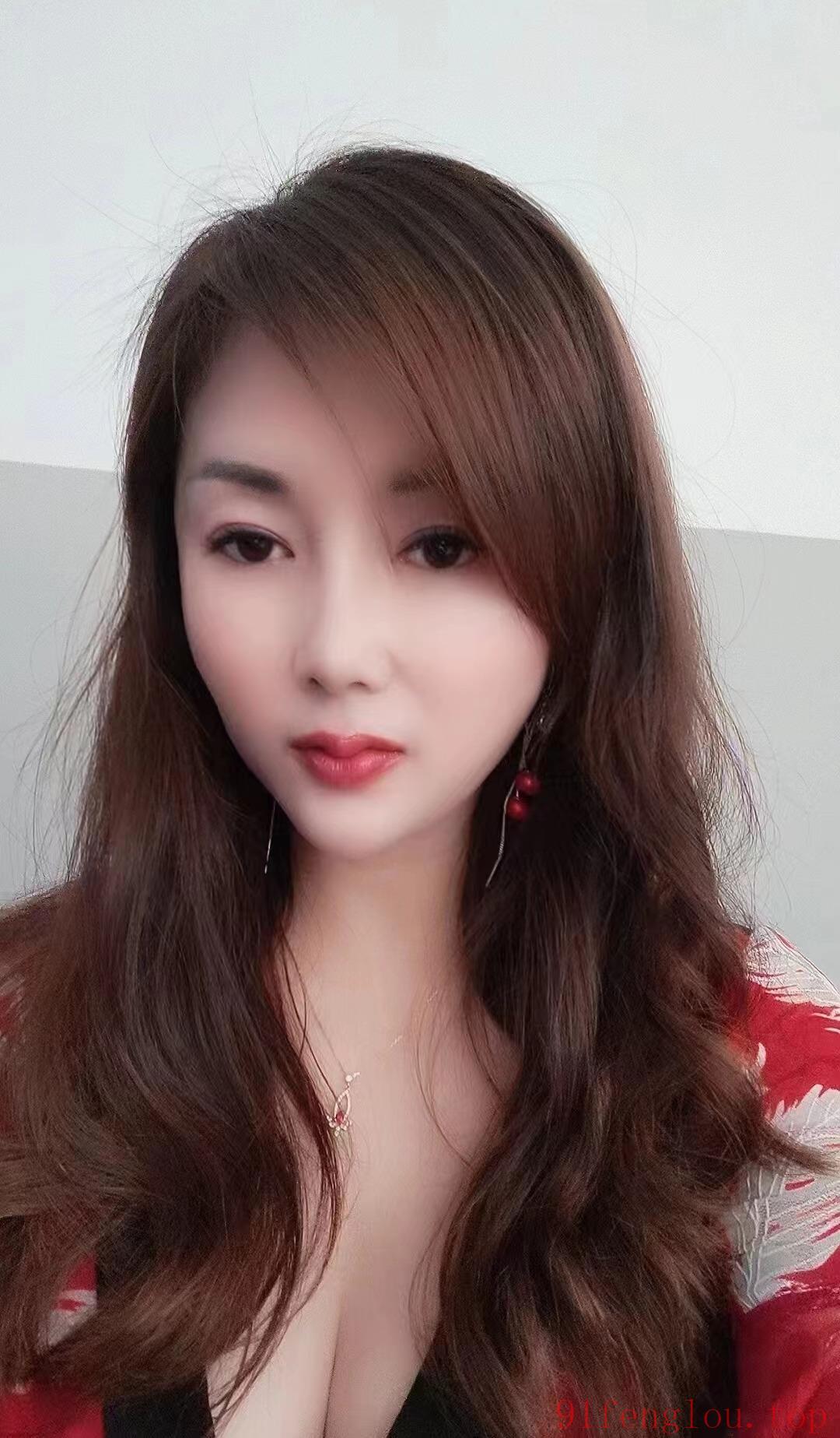 丹竹头风情少妇 媃媃