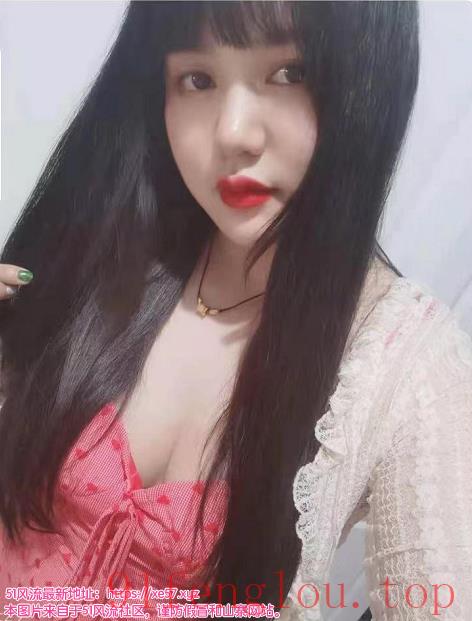 张家港大胸妹子