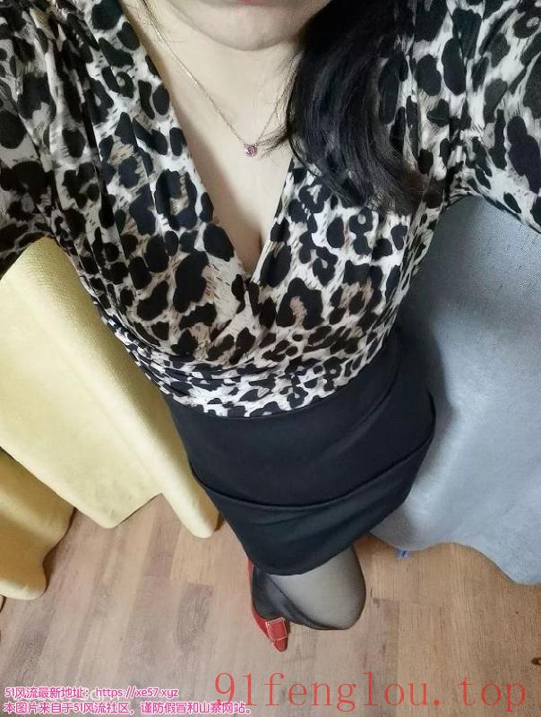 蓝光时代红街熟女