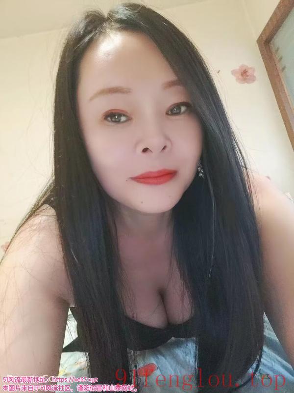 沙坪坝大胸莉莉