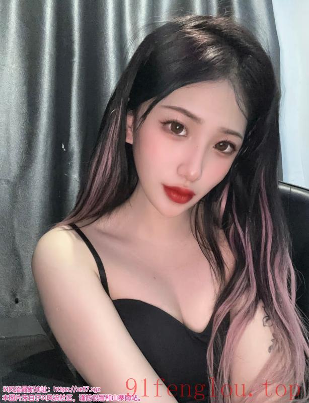 江岸颜值好身材的梦露