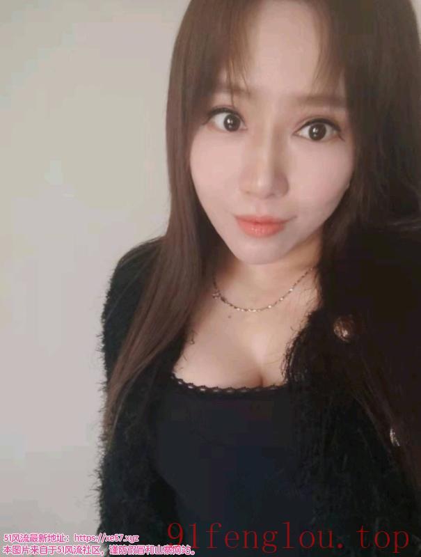 口活好的小骚货