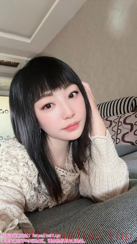 南山大胸红牌 钰媃