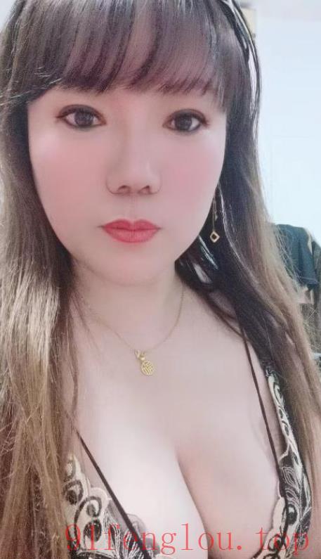 百子湾南路喷水少妇