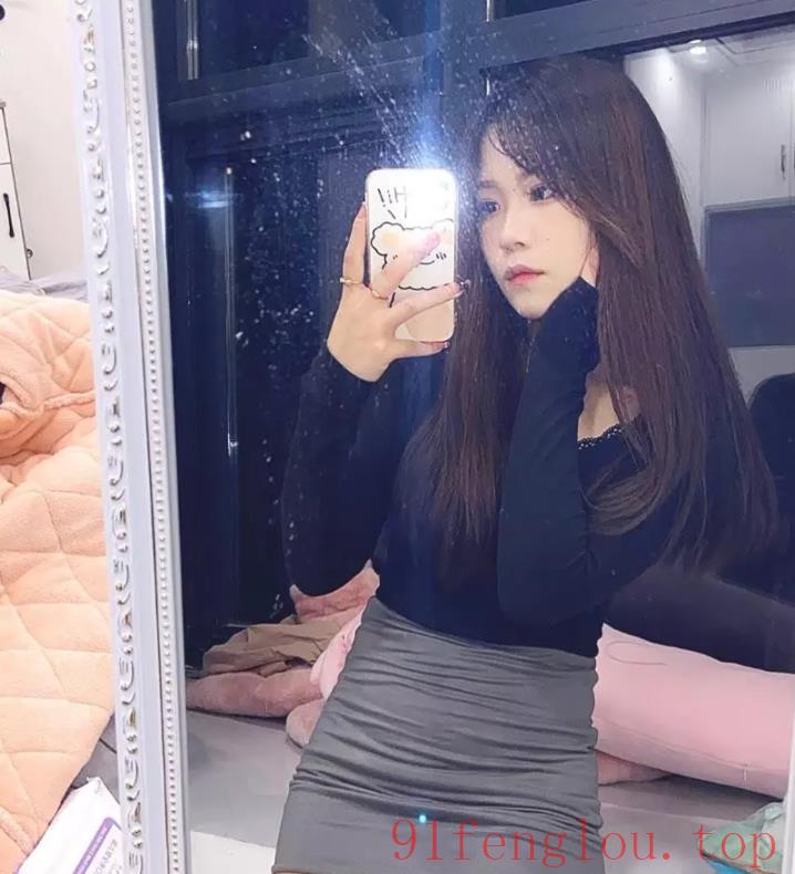 极品陪玩00后兼职小尤物