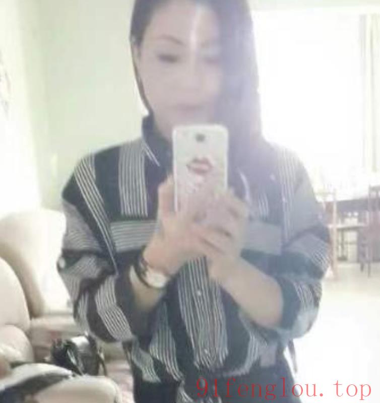 漂亮风骚小姐姐