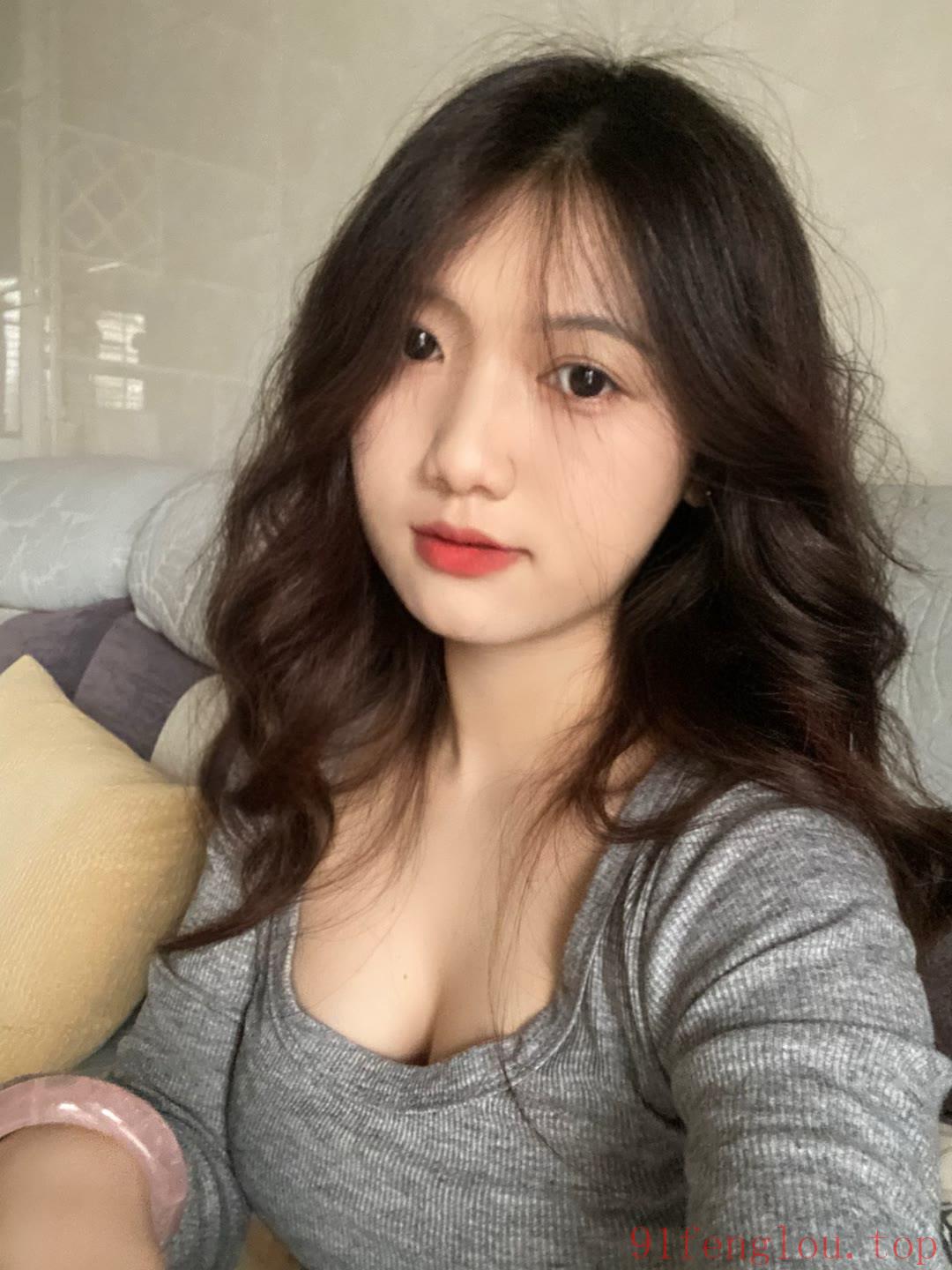 普陀翘臀大胸妹妹在线接大