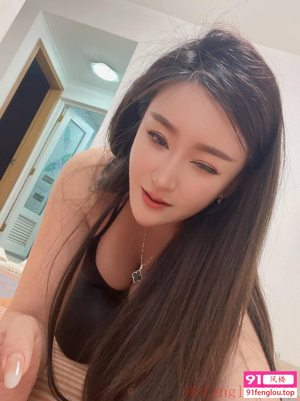 大屁股倪妮 操起来舒服