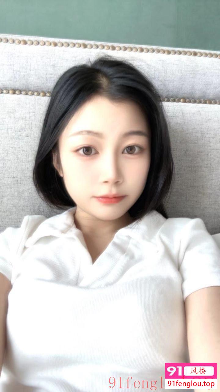 年轻嫩妹子小馨