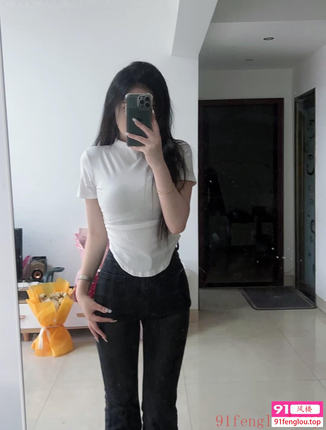 真实妹子身材好胸大