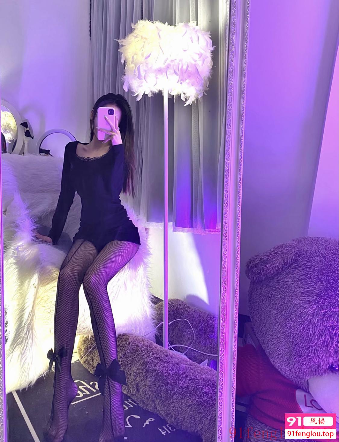 刚出来做兼职大学妹妹