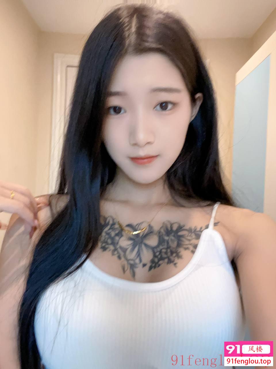 颜值高身体软 年轻嫩妹