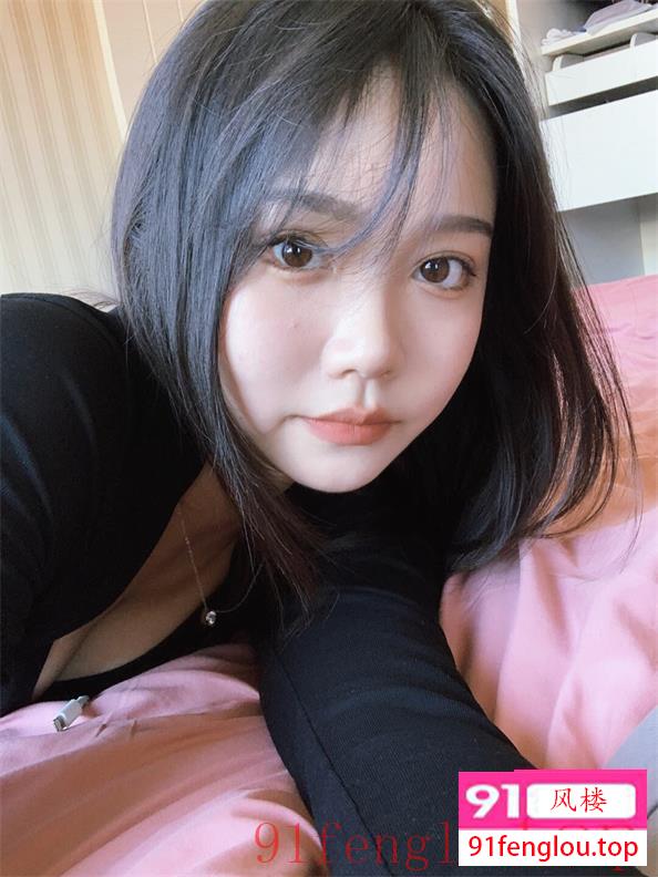 微胖妹子有肉感才爽