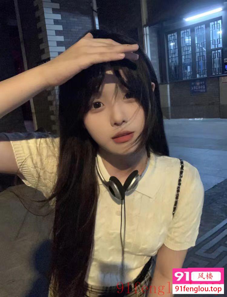 清纯小萝莉兼职上门