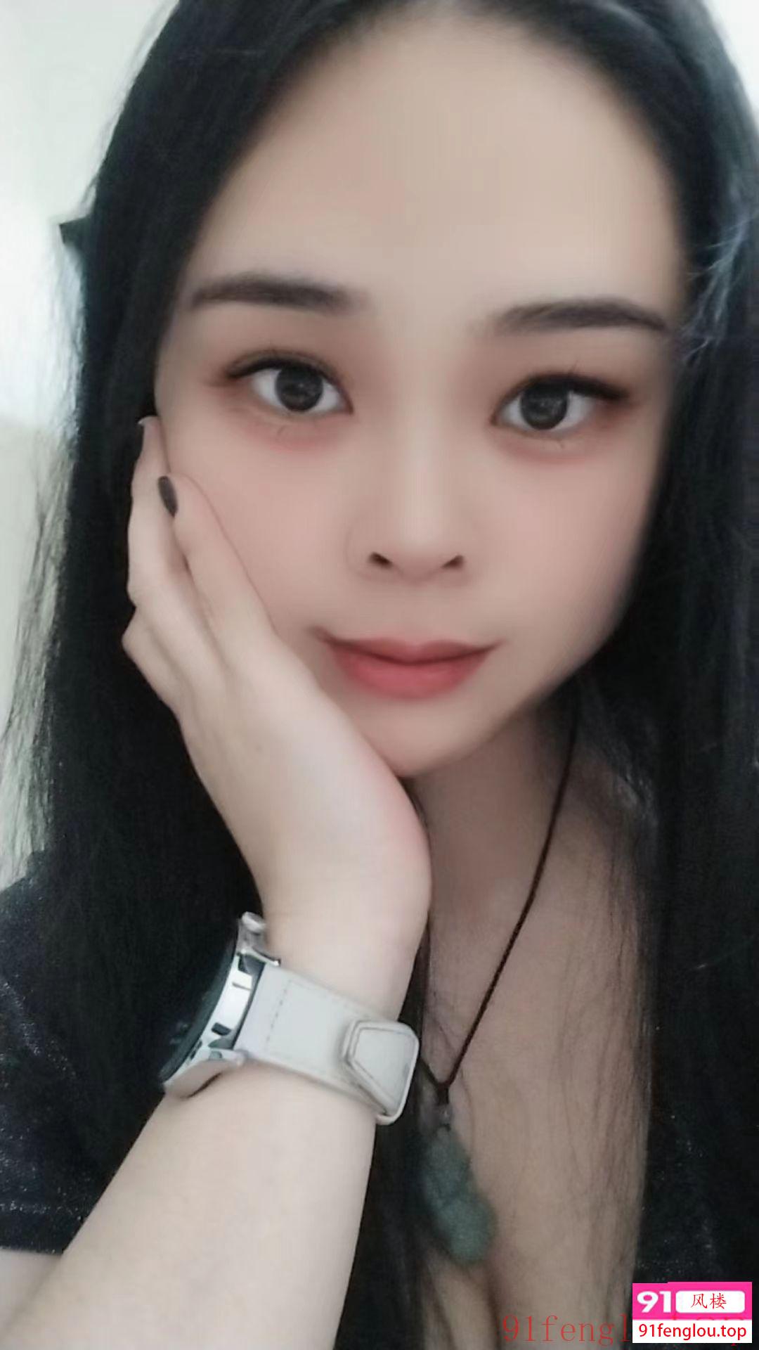 嘉禾可舌吻甜女  清清