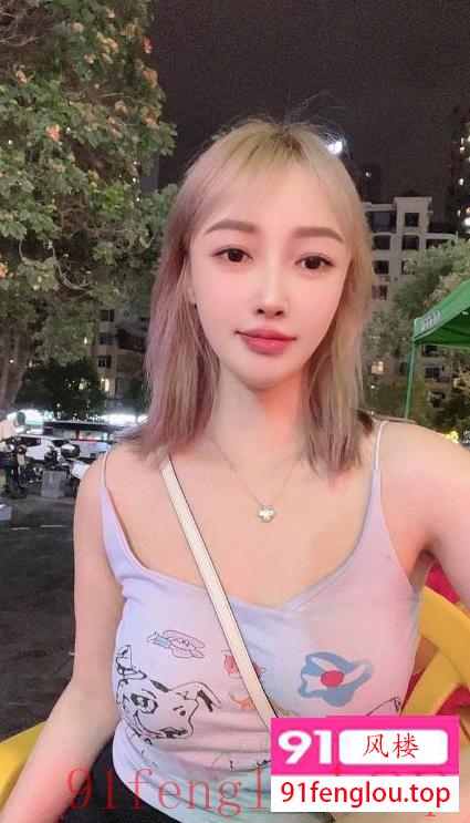 人瘦胸大茶茶老师