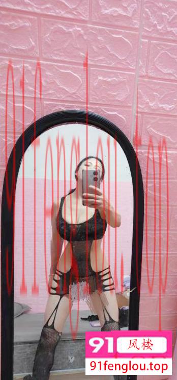 昌岗白虎老板娘