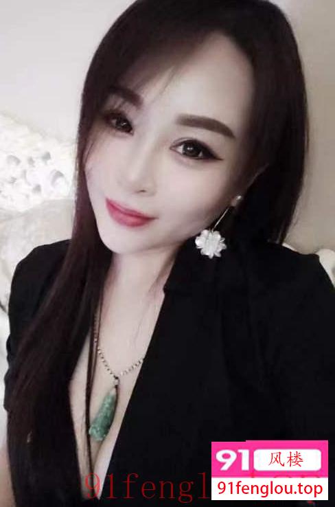 骚浪饱满D胸乐乐