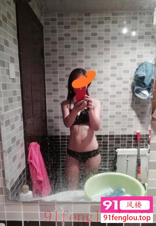 马甲线少妇马雪