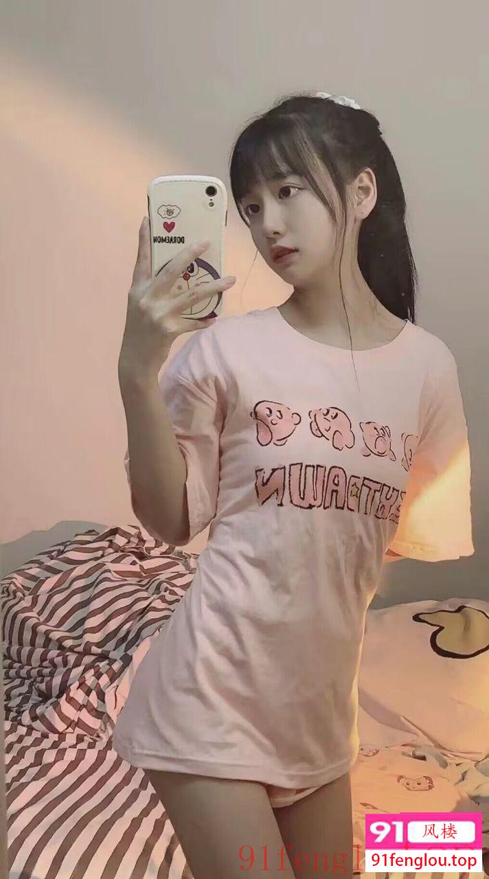 渝中区巨乳白虎萝莉妹