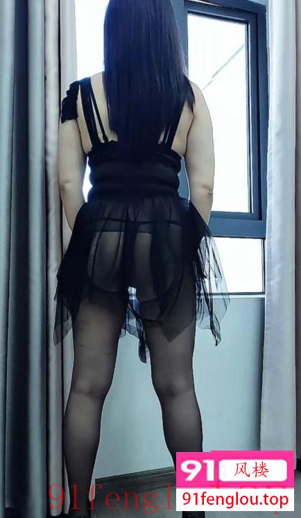 丰硕肥臀骚姐姐