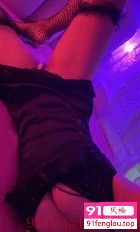 性感大波颜值小姐姐