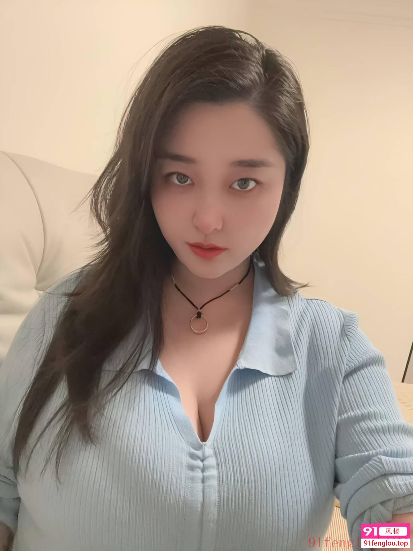 温情大奶风骚狠插少妇