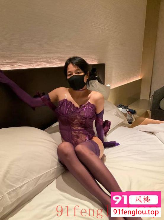 市中心大阴唇小柒