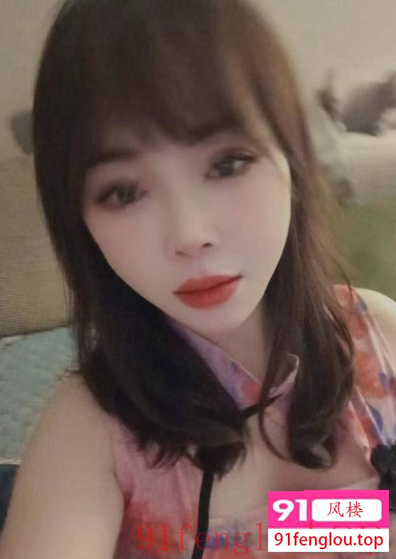 丰乳性感骚姐姐