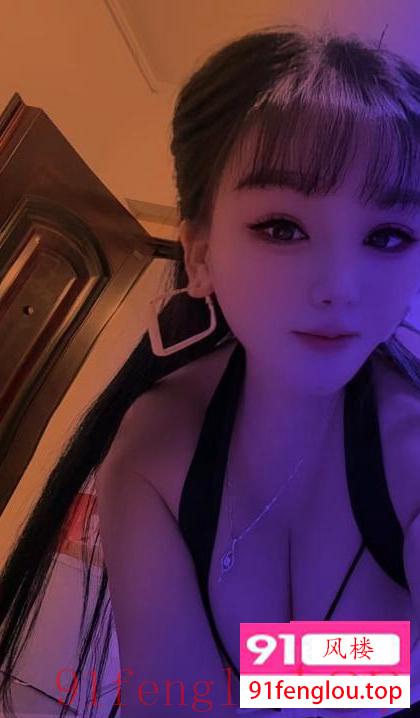 甜美迷人依诺小妹