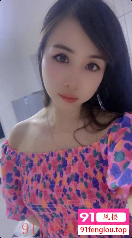 大学城小骚货乔乔