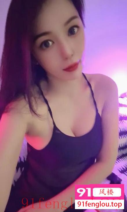 天府二街姐妹花依灵儿